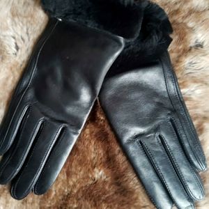 NWT UGG Black Leather Gloves w/ real sherling trim size M
